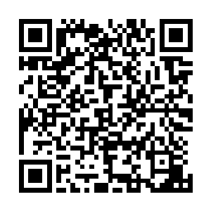 卓景是那种不管心里多高兴脸上都会死撑着不明显表现的人二维码生成