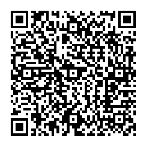 单枪匹马坐了七天七夜火车去莫斯科参加世界科幻大会……这人或许不是个一流的科幻小说家二维码生成