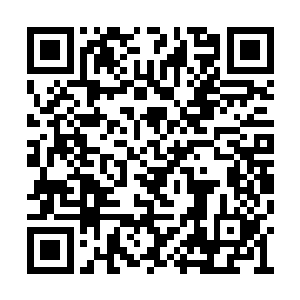 却在离总部几百米开外的一处悬浮车招揽点那里二维码生成