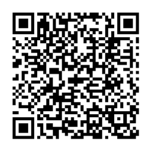 却看见底下将所支撑的拒流阵散去的几个天将纷纷祭出了自己的法器二维码生成