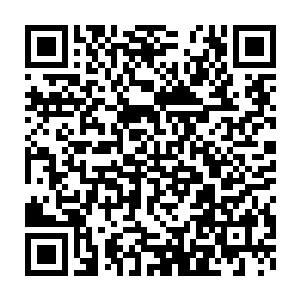 去对待这样一个严肃故事……他想最可能的就是观众们冲上去拆了舞台二维码生成