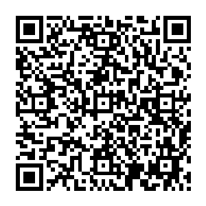 另外两个需要去走动的人是省交通厅的财计处处长祝景山和省交通一建的总经理屠正清二维码生成