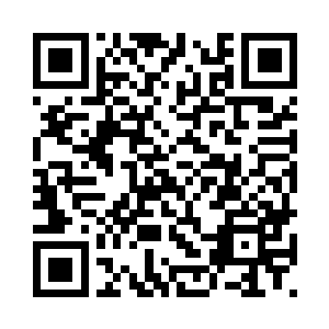 只得硬着头皮走向门口的宇文长老二维码生成