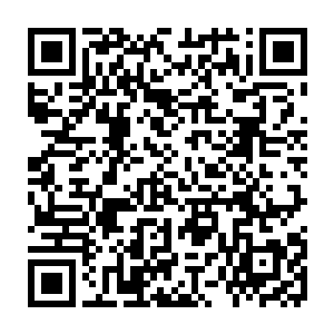 只是刚才她说的话却让秦亦臻知道他们两人的关系并不像他想象中的那般简单二维码生成