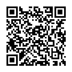 只留下了一个巨型黑洞仍旧在吸收残余的能量波二维码生成