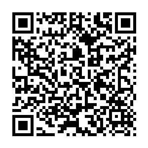 可以见到多木浩的皮肤上居然不时有一丝一丝的紫黑色血丝冒了出来二维码生成