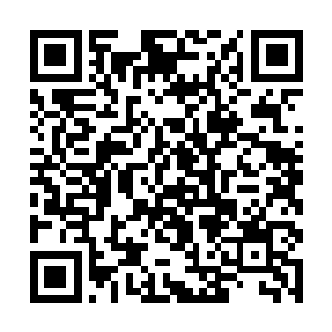 可是赵长枪的双臂好像一对铁条一样箍住了他的身子二维码生成