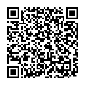 同时那正面迎着王双的曹魏军将领一舞手中大刀迅猛地朝着王双项脖处砍了过去二维码生成