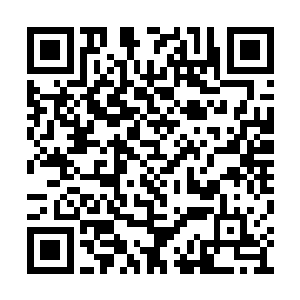 周围的通道上面的符文仿佛受到了什么牵引一般二维码生成