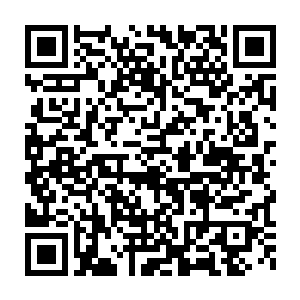 周围的那些人见到炫龙妖尊的样子之后顿时也是忍不住倒抽一口冷气二维码生成