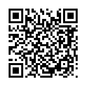 和其他前去开会的主任们一起走向办公楼二维码生成