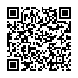 和黄色风龙爆碎后所引起的飓风也重重冲击在了愤怒的身上二维码生成