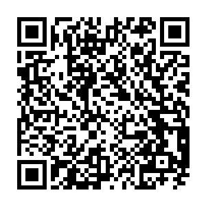 哪个国家的乞丐会没事追着一个单身母亲跑两条街最后只为了给人家买双鞋二维码生成