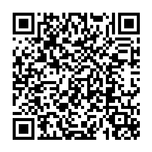 因为我慌里慌张穿着拖鞋就出了门身上除了手机和零钱什么都没有带二维码生成