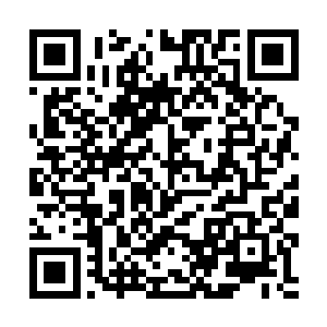 多次眼角余光瞥见那满脸涨红又欲言又止的魁梧汉子二维码生成