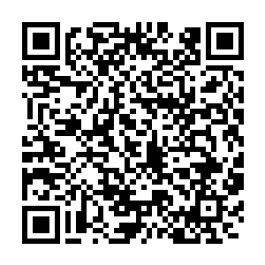 大部分时间是一派地痞混混作风的魏破天居然还有这种害羞扭捏的表情二维码生成