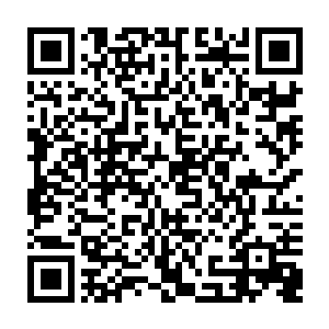 天任又是从身旁的天将手中接过一卷羊皮纸覆盖到原本的图纸上开始解说了起来二维码生成