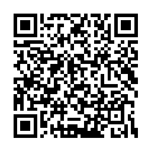 天空依旧亮堂堂的…不过却不是子夜的月朗星稀二维码生成