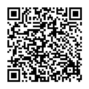 她的应激反应已经超越了这些情绪――克里斯似乎已经愤怒得失去了理智二维码生成