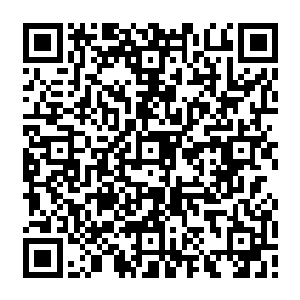 好吧……他们都说我长得像黄渤……希望大家有空的随手去留个言祝福我们一下哈二维码生成