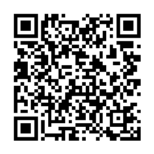 如果是用人造指纹的方法企图在这里蒙混过关的话二维码生成