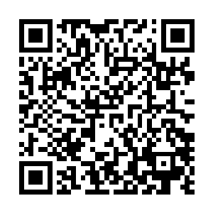 如果说之前小和尚的表现会让那前排三名老者感到诧异的话二维码生成