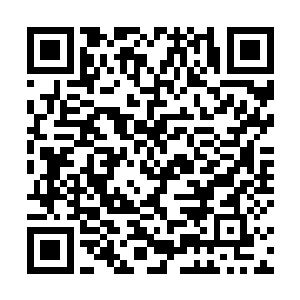 娜塔莎才起身同样拖着已经一动不敢动的家伙脚上皮靴二维码生成
