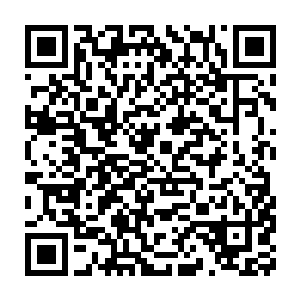 寇大鹏和丁长生两人随着蒋明杰进了海阳县委书记郑明堂的办公室二维码生成