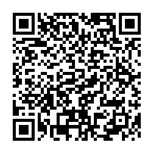 对付这三个喝醉了酒连站都站不稳的学生实在不用耗费什么样的力气二维码生成