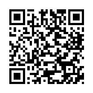 小克拿着匕首在薇薇公主脸上刷刷刷的开始画二维码生成