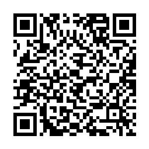 尤其是善用火器……尚知府在奏疏中列明了飞鸽传书二维码生成