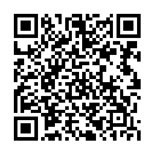 就好像电影里医生抢救病人时用的电击设备一样二维码生成