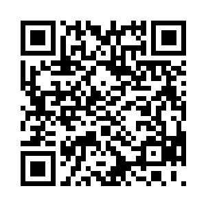 就把那份文件从项御生的手上抢了过去二维码生成