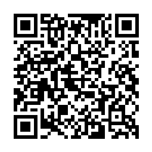 就是楚旬当初从崔斯特瑞姆废墟中得到的魔神禁器――万能魔方二维码生成