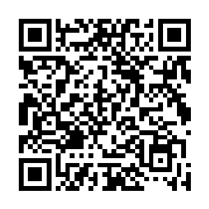 就连和卢向东有过两次露水姻缘的唐睿也重组了新的家庭二维码生成