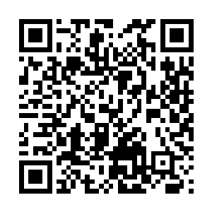 左右的天香楼和定远镖行就被人给堵的正门无法正常进出二维码生成