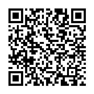 开口的第一句话就差点让季翔忍不住要暴揍他一顿了二维码生成