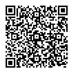 开着他那辆搔包无比的兰博基尼往这边赶了……唐城还在江州那边巩固一身的修为二维码生成