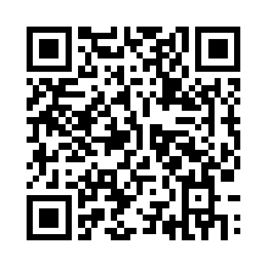 张均和林娴商量之后把请柬印制完成二维码生成