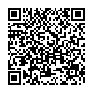 张潇晗甚至透过黑色的火焰看到咕噜兽被挤成一条缝隙的眼睛里的不屑和嘲弄二维码生成