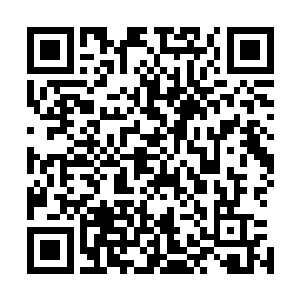 张铁就感觉一股无形的柔和的力量从自己脚下的地面上传来二维码生成