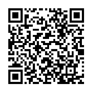 张铁微微在心里盘算了一下自己在潜龙岛上的那座城堡的规模二维码生成