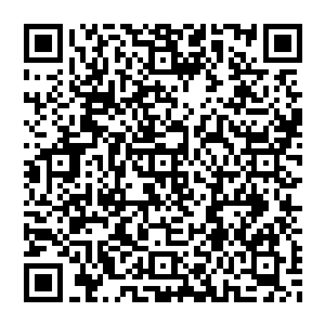 张铁现在的官阶和职务在上面也写得更清楚――诺曼帝国北疆军区铁角军团三十九师团铁血营第五连三排少尉排长二维码生成