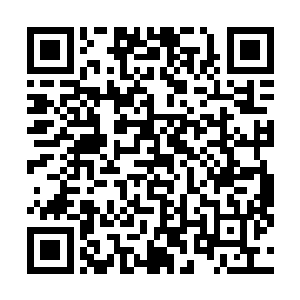 张铭全的那位朋友曾经在某视频网站上直播深夜探访公墓二维码生成