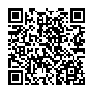 当初他跟青青在一起的时候毫不避讳地跟别人滚床单的时候二维码生成