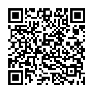 当初力主签下荣耀至死的罗杰这一次再次站在了乐队这边二维码生成
