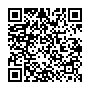 当初她也不会爱上自己这样一个无房无车无固定工作的三无人员二维码生成