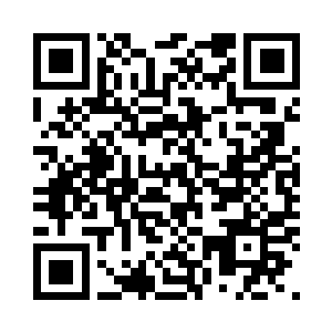 当叶秋在跟着毒枭们进行交易的时候二维码生成