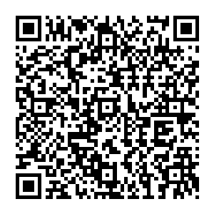 当看着那青色劫云成型之后　位于战舰之上的鬼冥忽然轻声说道　眼中似乎有着不可置信之色二维码生成