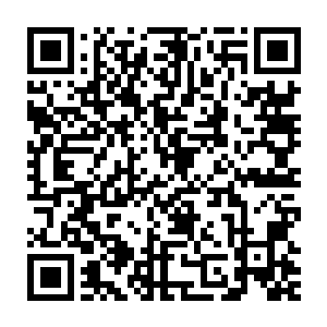 心中早已经认定昨天马车擦身而过时夭华唇角的那抹弧度是针对他的二维码生成